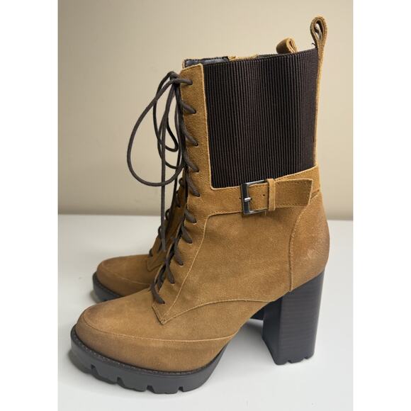 Charles David Gimmick Heeled Combat Boot Womens 10M Wheat Nubuck Leather Zip - Picture 3 of 11